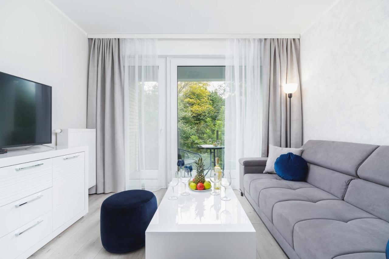 W Parku Lotnikow Apartments Tauron Arena By Noclegi Renters 克拉科夫 外观 照片