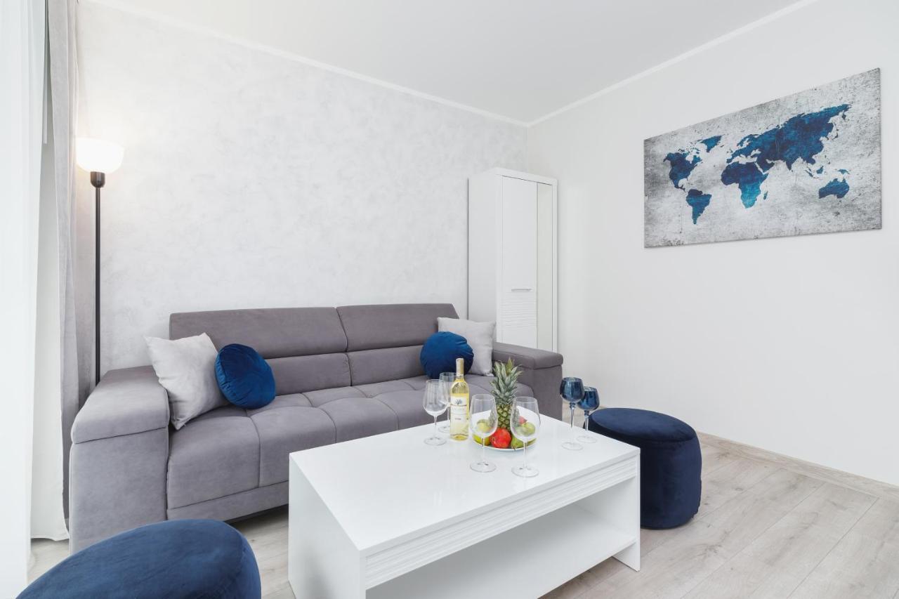 W Parku Lotnikow Apartments Tauron Arena By Noclegi Renters 克拉科夫 外观 照片