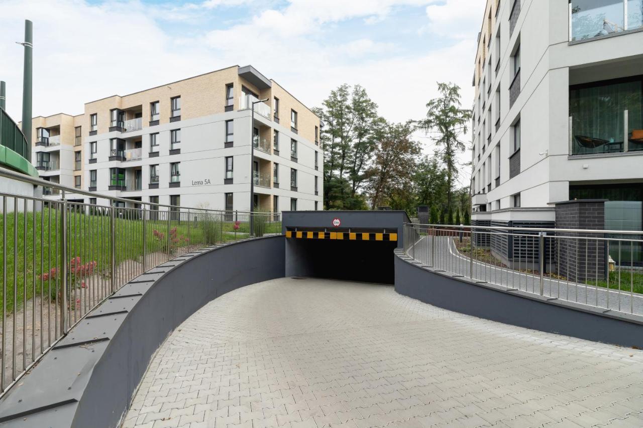 W Parku Lotnikow Apartments Tauron Arena By Noclegi Renters 克拉科夫 外观 照片